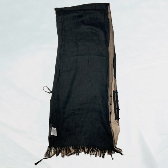 BCBGMaxAzria Tan and Black Fringe Blanket Scarf One Size - Picture 3 of 13